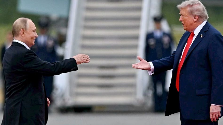 Alaska Diplomacy Fails to Secure Ceasefire, Russia-Ukraine War Intensifies