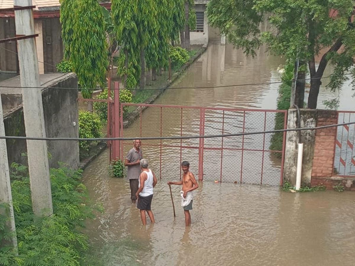 Heavy Rain in Kundli and Rai (Sonipat), Waterlogging Disrupts Daily Life